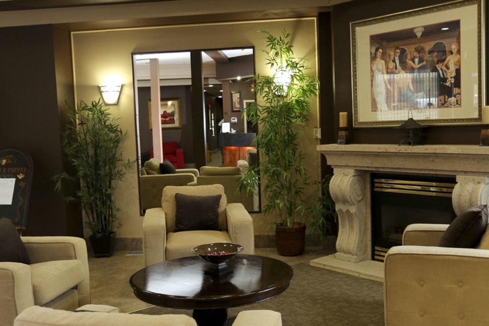 The Bridgeport Inn Fort Mcmurray Εξωτερικό φωτογραφία