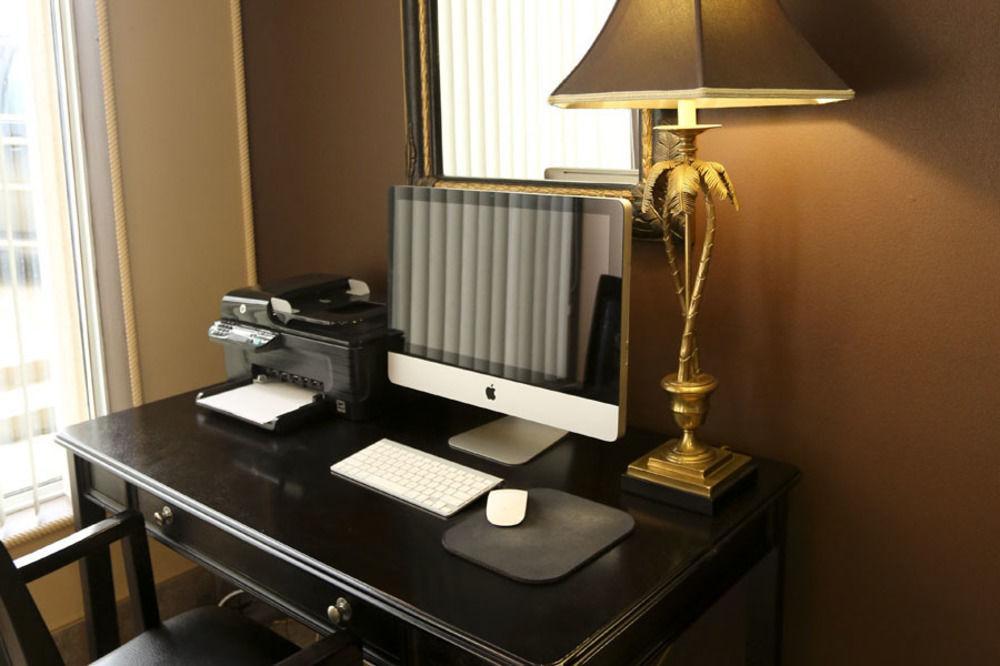 The Bridgeport Inn Fort Mcmurray Εξωτερικό φωτογραφία