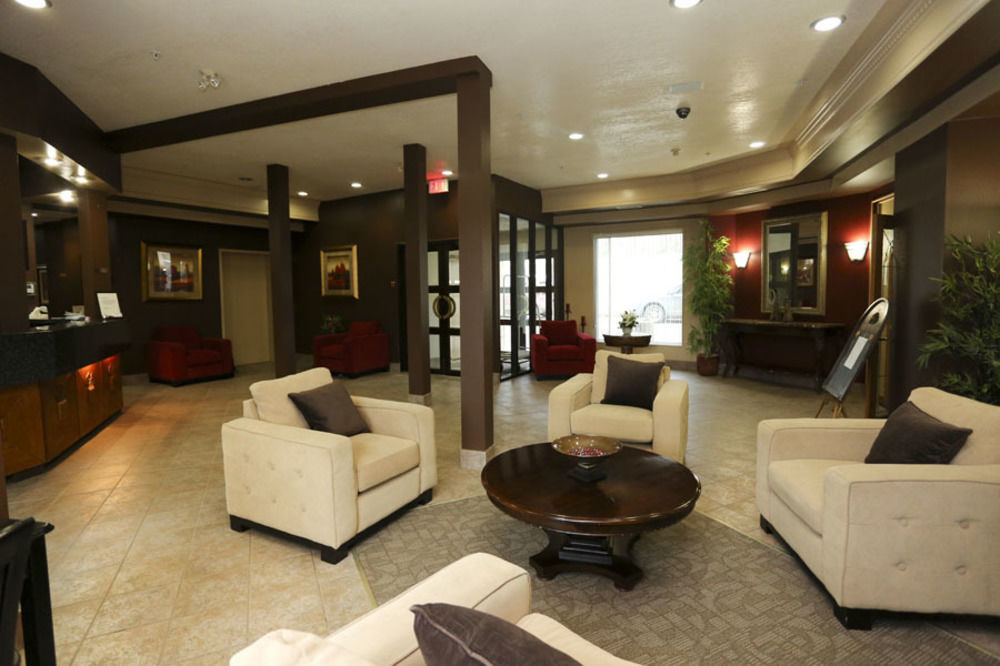 The Bridgeport Inn Fort Mcmurray Εξωτερικό φωτογραφία