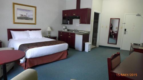 The Bridgeport Inn Fort Mcmurray Εξωτερικό φωτογραφία